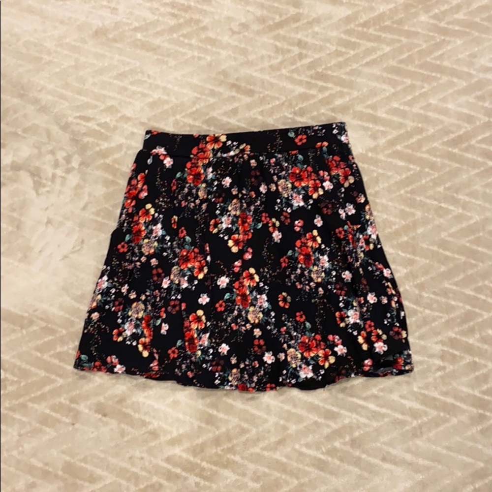 French Grey women’s skirt Size Small